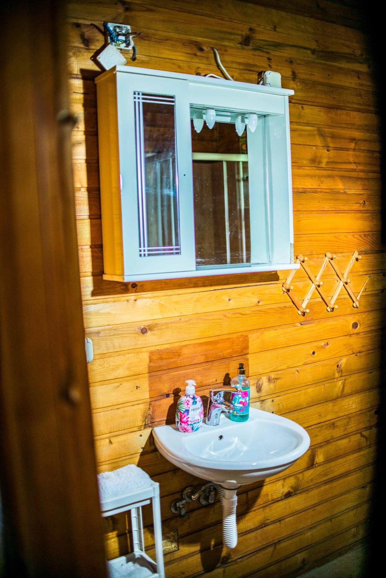 Wooden Village Resort Ponari Екстер'єр фото