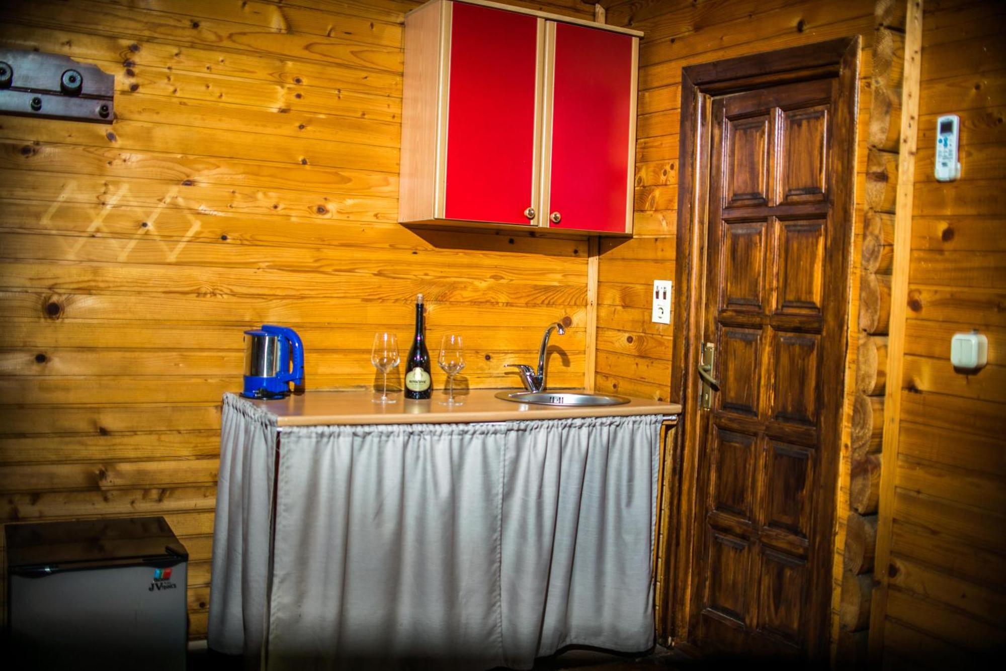Wooden Village Resort Ponari Екстер'єр фото