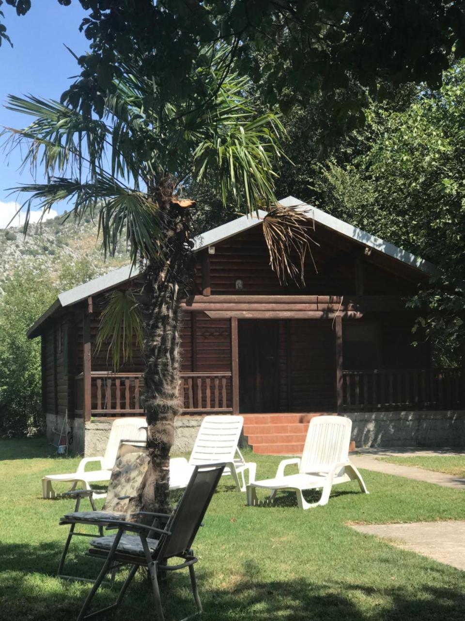 Wooden Village Resort Ponari Екстер'єр фото