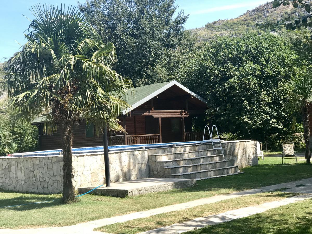 Wooden Village Resort Ponari Екстер'єр фото