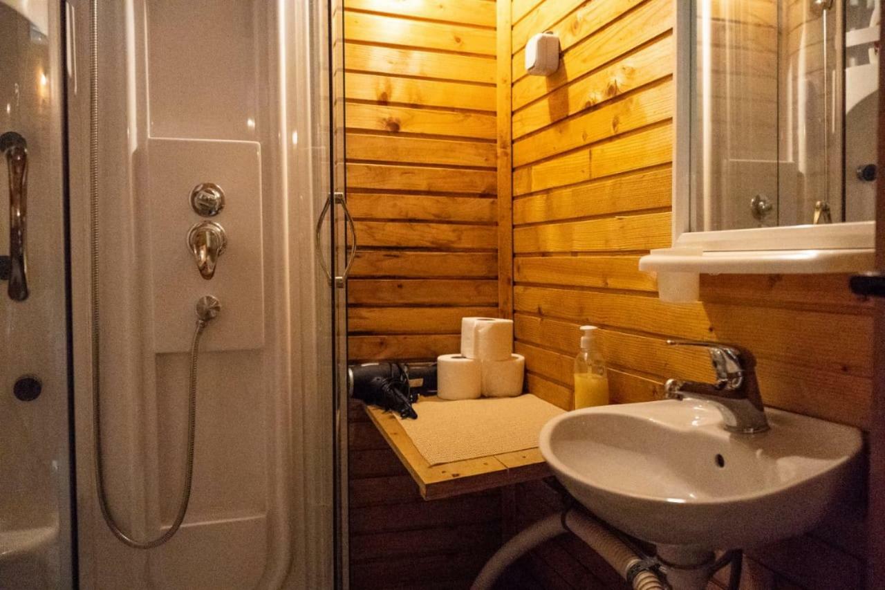 Wooden Village Resort Ponari Екстер'єр фото